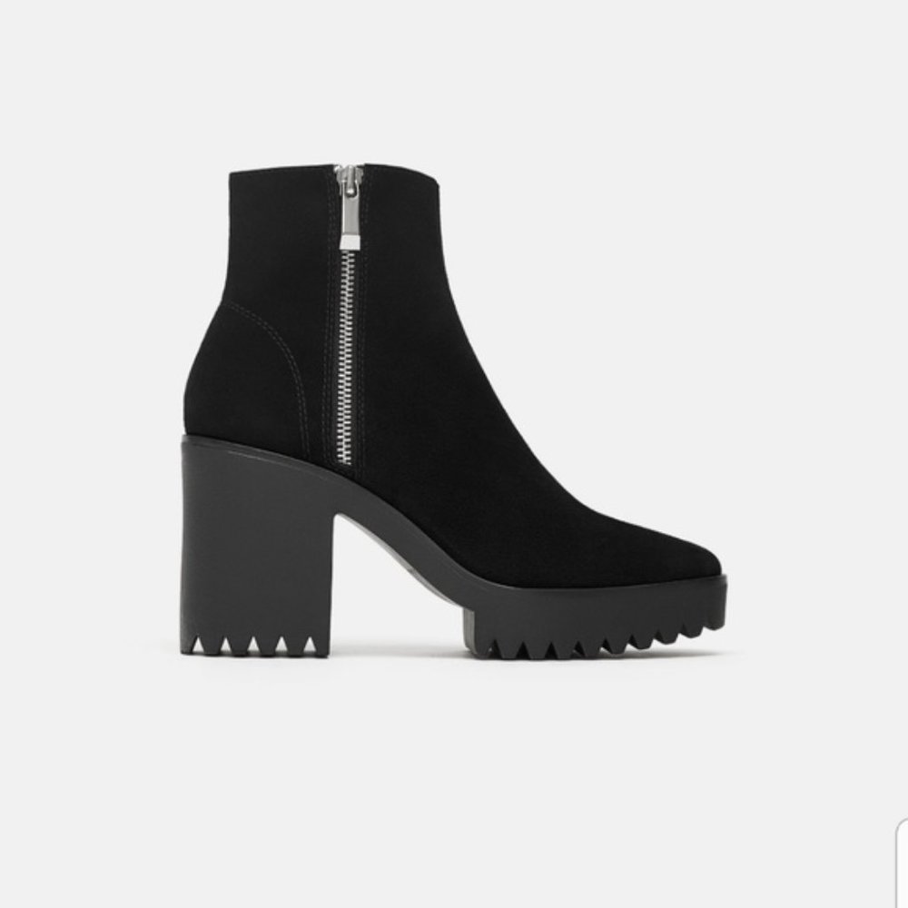 Size 39 Zara Trafaluc Lug Platform Black Suede Boots - Worn Once